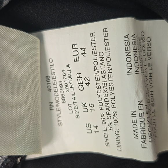 Caribbean Joe Black and White Rouched Side Built In Bra Tankini Top Size 14 - Picture 7 of 8